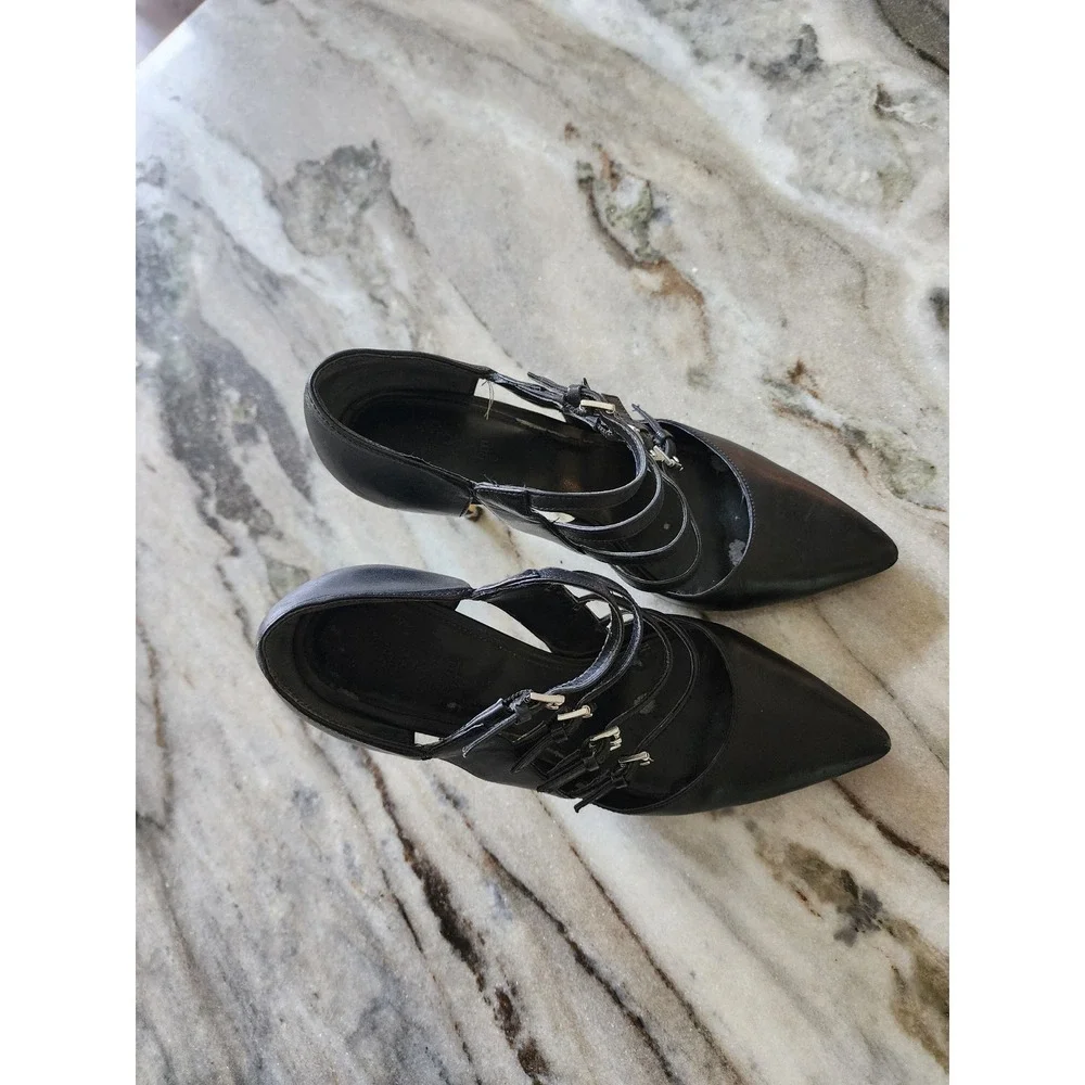 Michael‎ Kors Black Leather Cage Buckle Strappy Pointed Toe Pumps Heels Size 8M